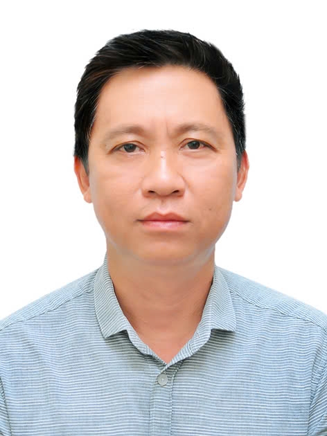 Trần Việt Hùng