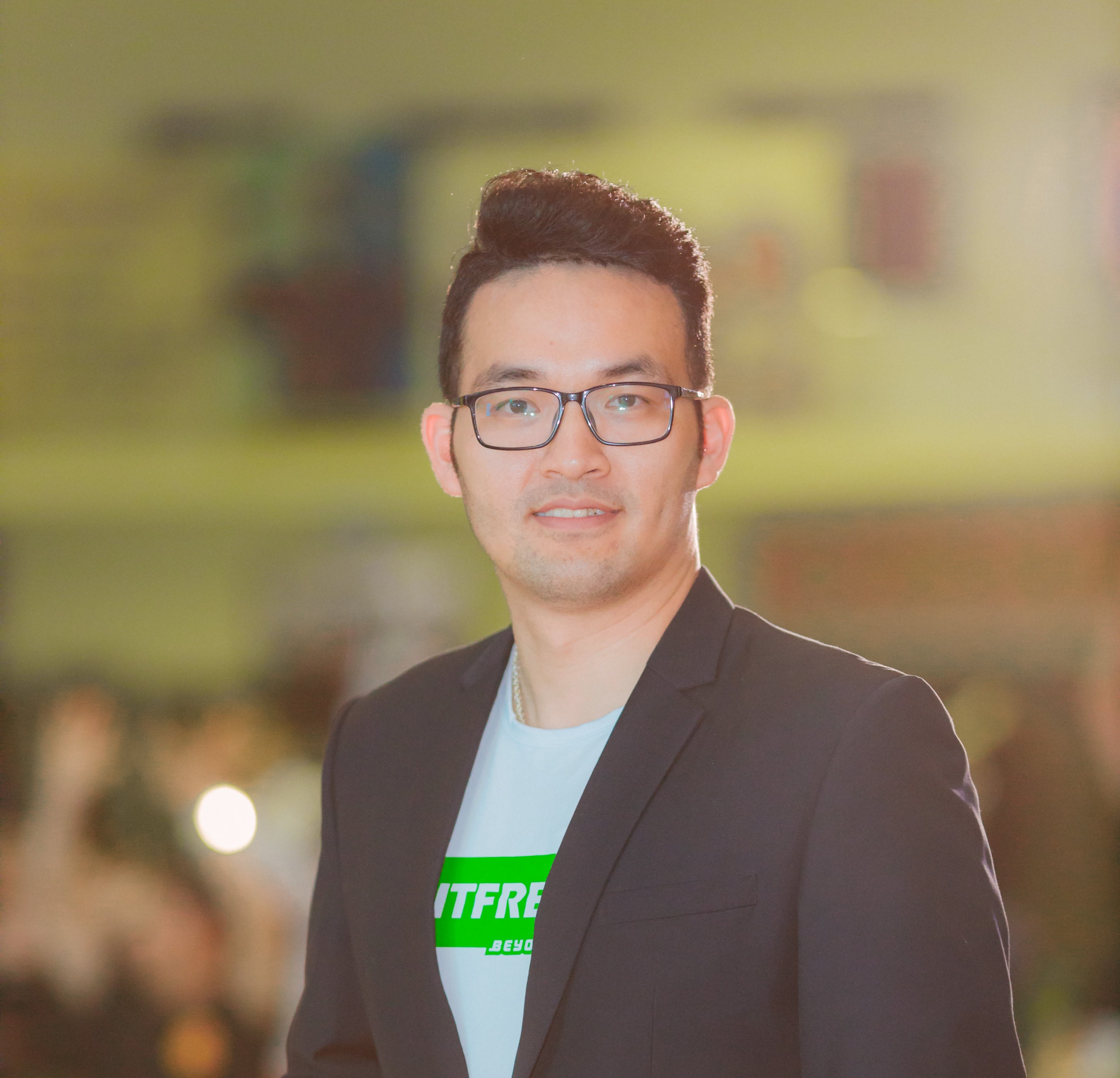 TRẦN ÁNH DƯƠNG