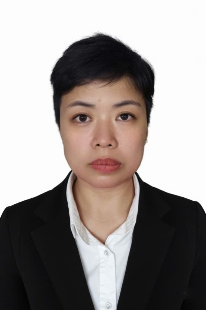 Tạ Hương Giang